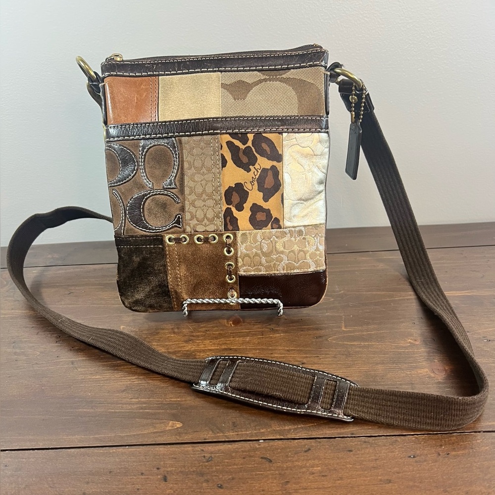 EUC! Patchwork Animal Print Messenger CrossBody Swing Pack Shoulder Bag